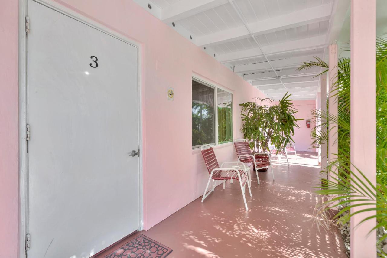 Seahorse Guesthouse Pompano Beach Exterior photo