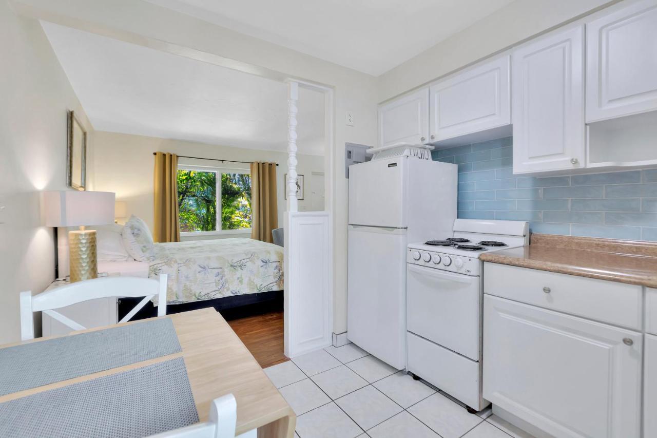 Seahorse Guesthouse Pompano Beach Exterior photo