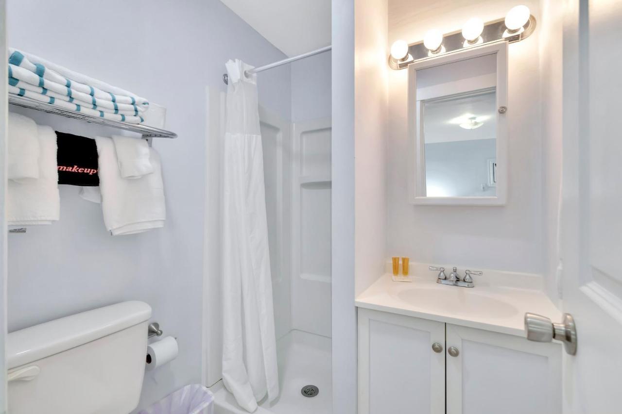 Seahorse Guesthouse Pompano Beach Exterior photo