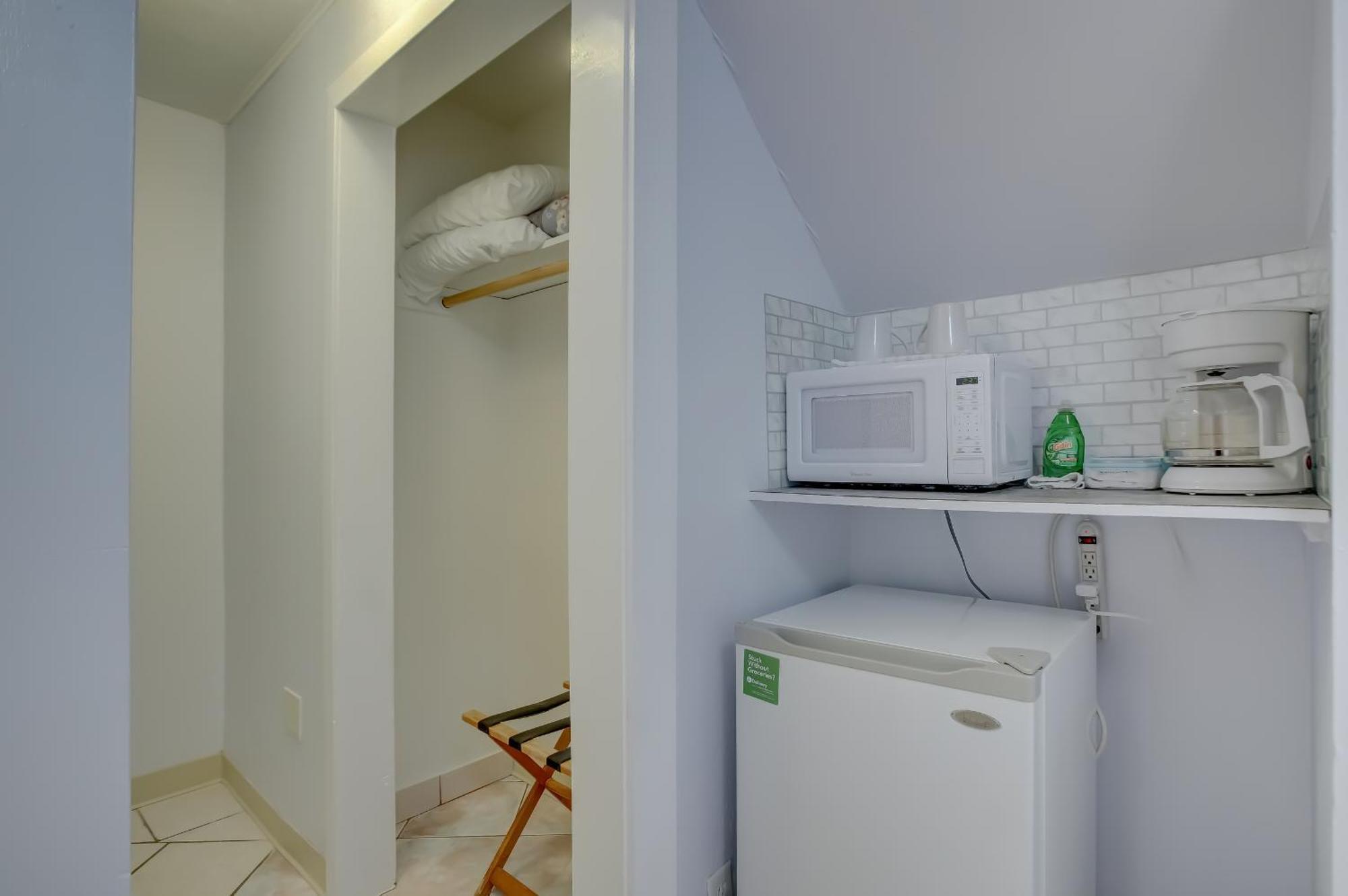 Seahorse Guesthouse Pompano Beach Exterior photo