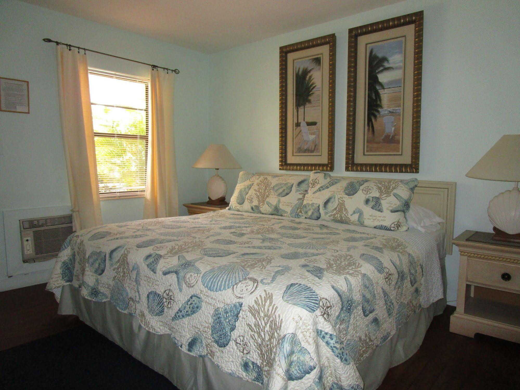 Seahorse Guesthouse Pompano Beach Exterior photo
